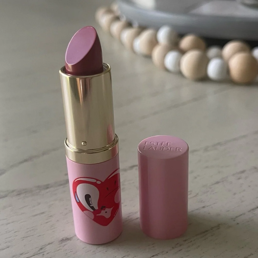 Estée Lauder pure color envy lipstick REBELLIOUS ROSE
